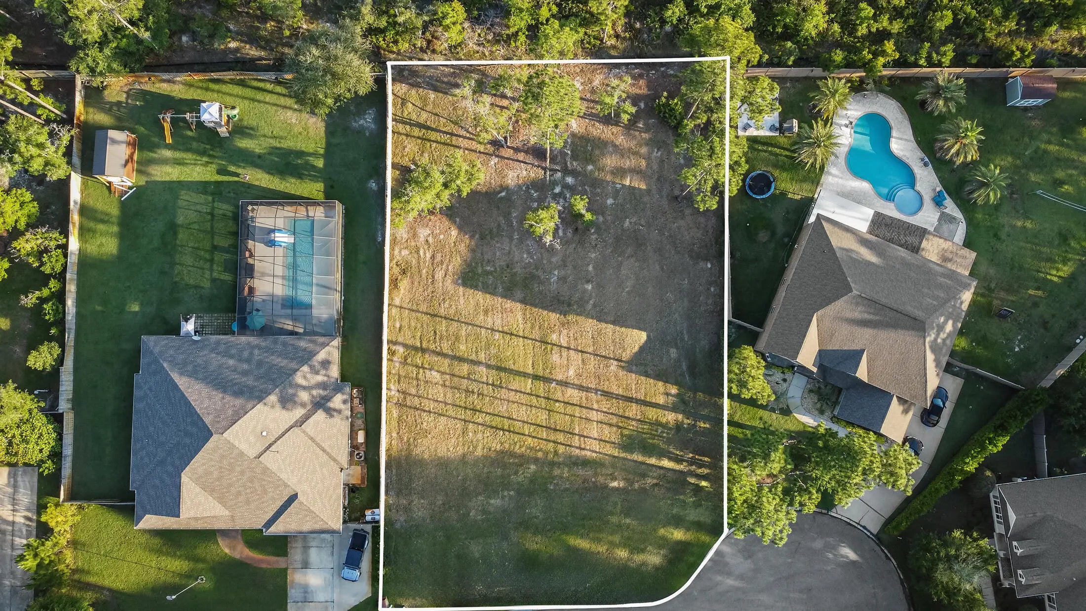 Photo of Listing #997098