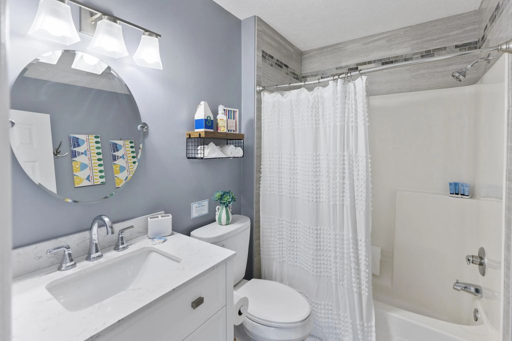 13 of 38 - 21401 Hilltop Avenue, Panama City Beach, FL