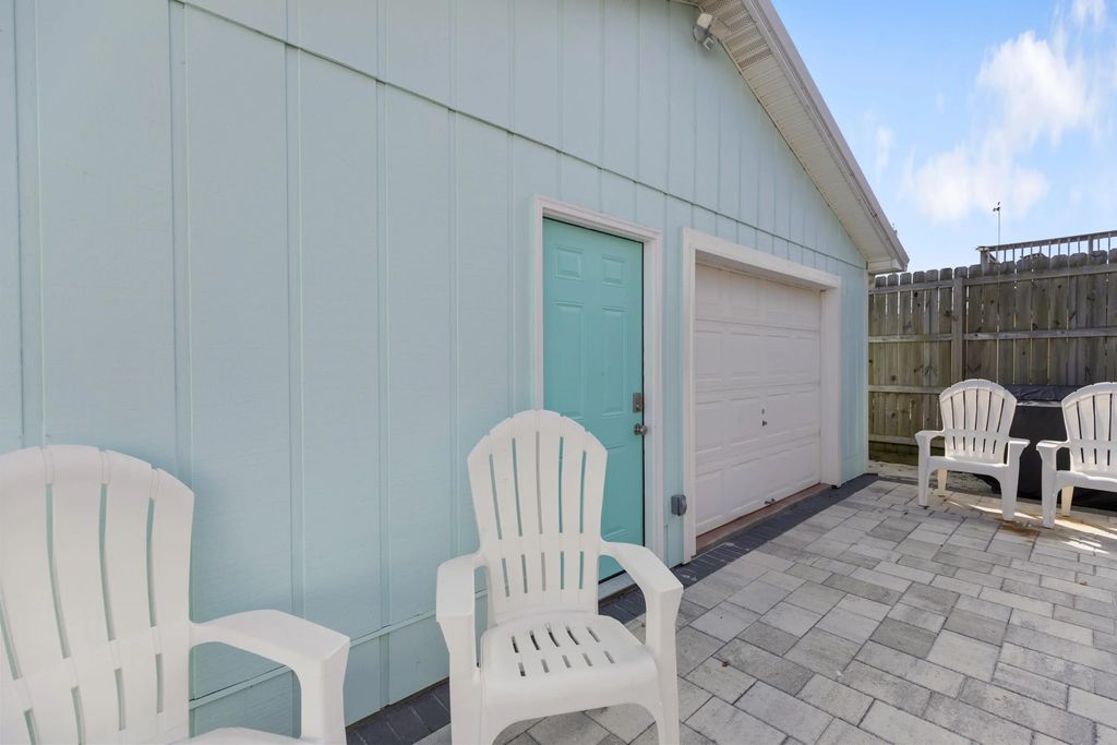 23 of 38 - 21401 Hilltop Avenue, Panama City Beach, FL