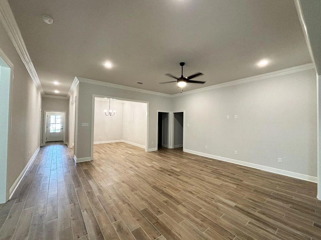 10 of 32 - 234 E Tweet Street, Freeport, FL