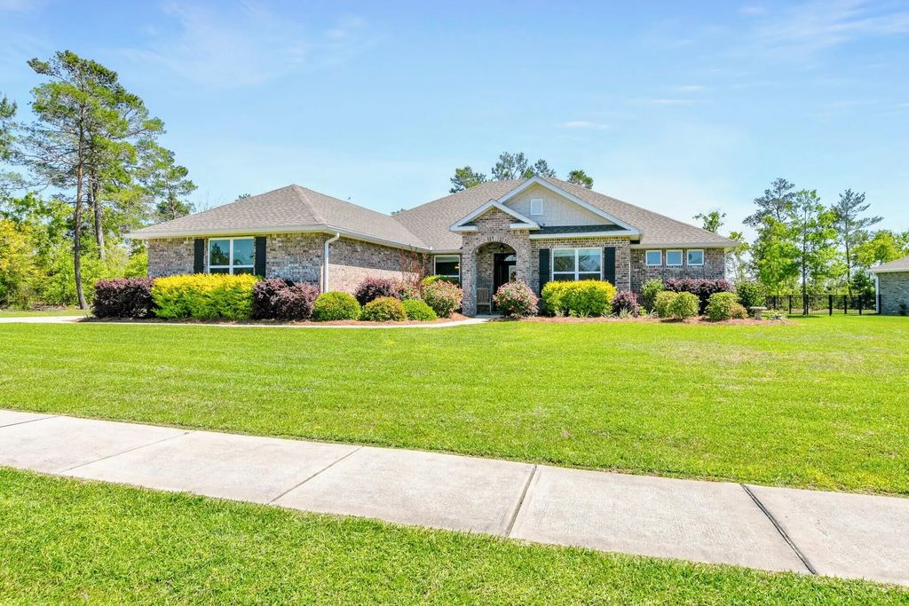 487 Coastal Breeze Drive, Freeport