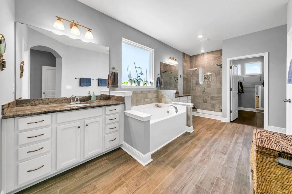 13 of 50 - 487 Coastal Breeze Drive, Freeport, FL