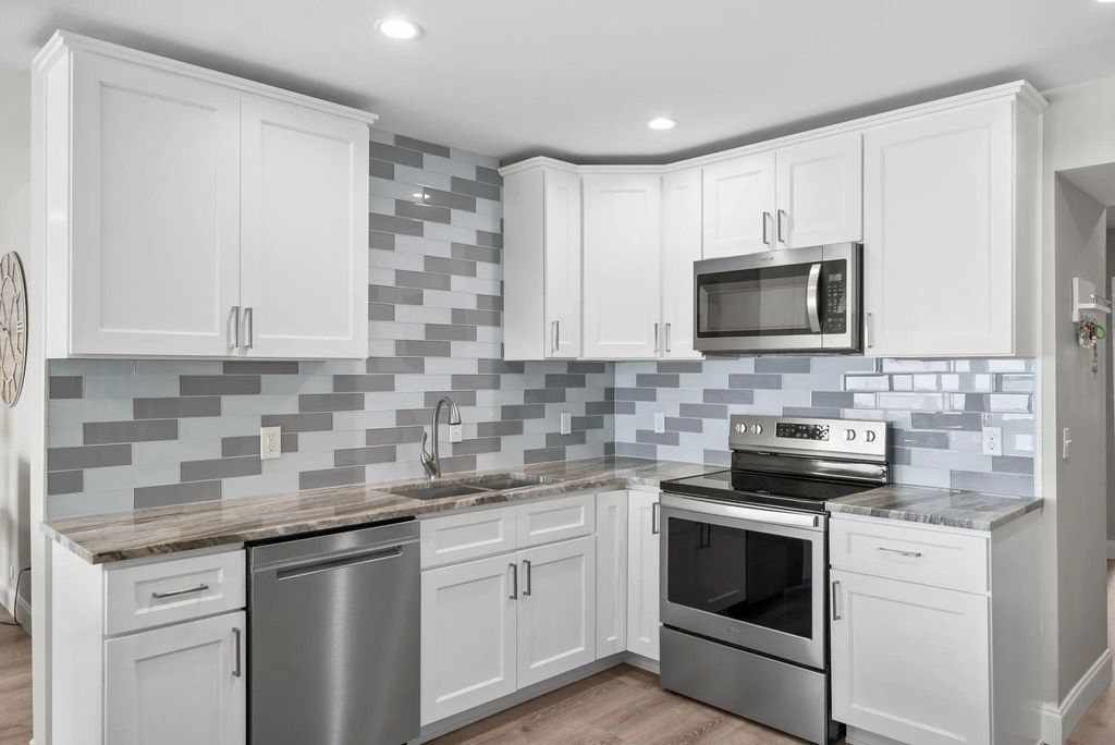 17 of 42 - 425 Bay Shore Drive Unit 11, Panama City Beach, FL