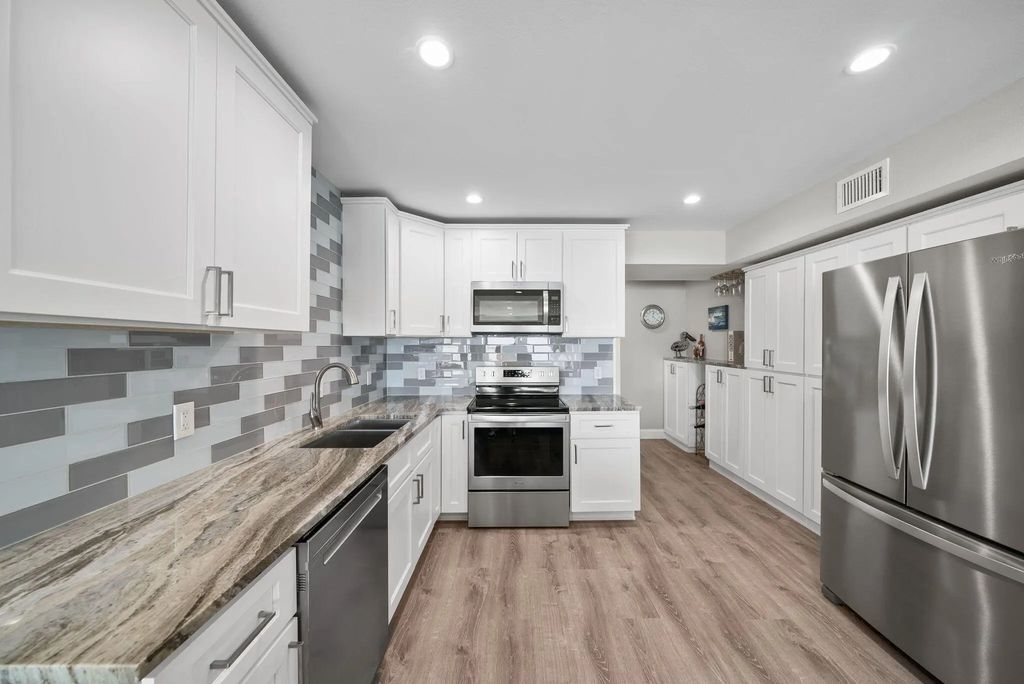 18 of 42 - 425 Bay Shore Drive Unit 11, Panama City Beach, FL