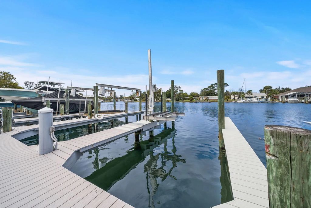 38 of 42 - 425 Bay Shore Drive Unit 11, Panama City Beach, FL