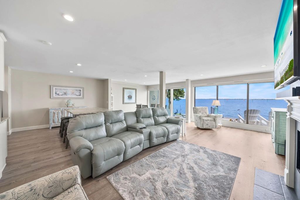 9 of 42 - 425 Bay Shore Drive Unit 11, Panama City Beach, FL