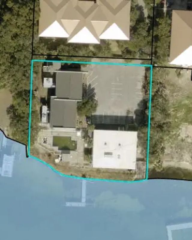 Photo of Listing #997423