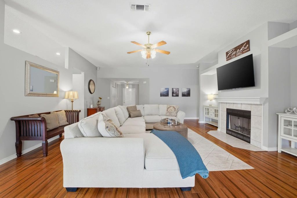 7237 Brinkley Street, Navarre