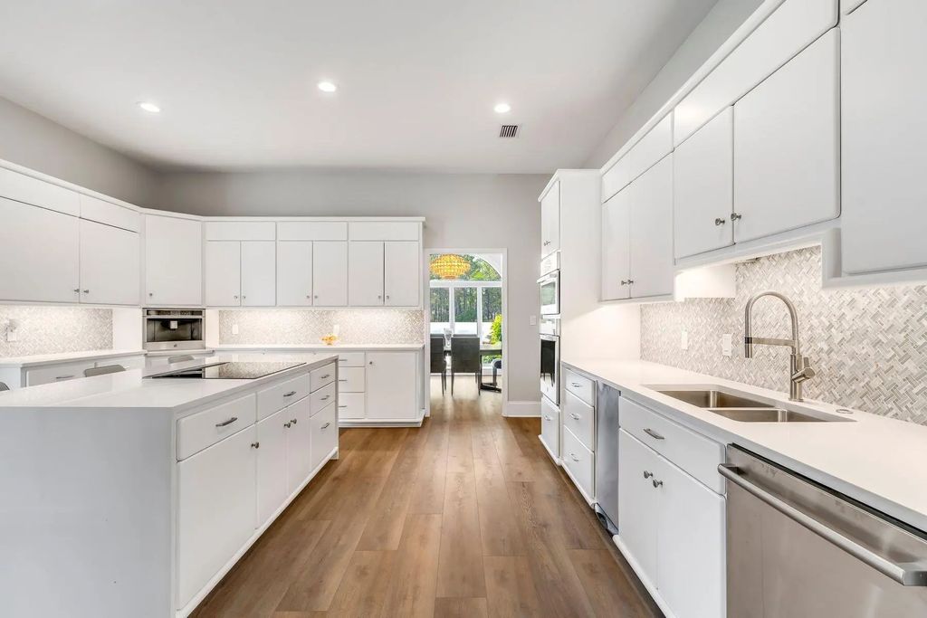 19 of 88 - 820 Gulf View Drive, Panama City Beach, FL