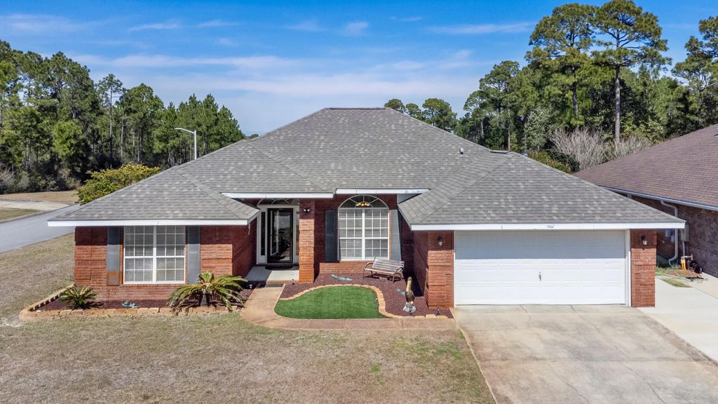 9412 Pouder Lane, Navarre