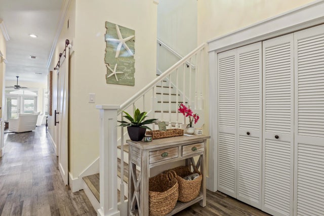 Photo of Listing #997660