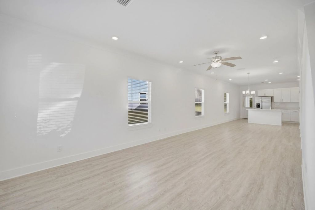 13 of 71 - 139 Date Palm Lane, Freeport, FL