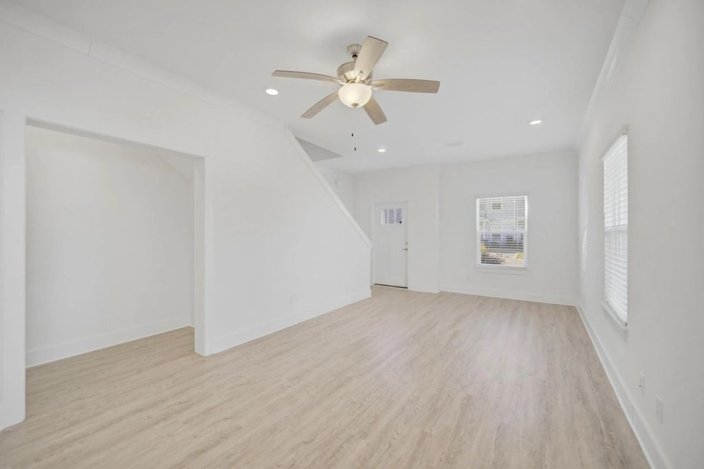 15 of 71 - 139 Date Palm Lane, Freeport, FL