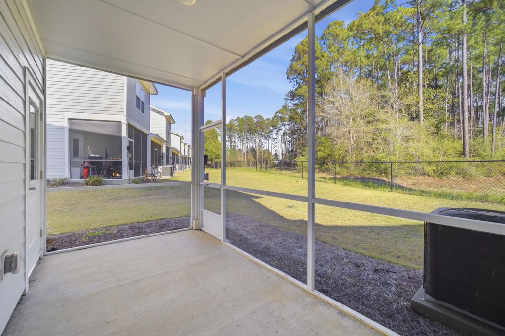 26 of 71 - 139 Date Palm Lane, Freeport, FL
