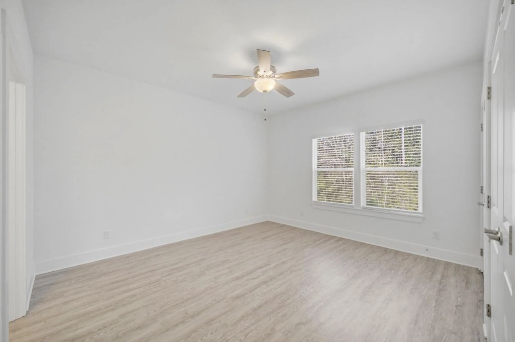 36 of 71 - 139 Date Palm Lane, Freeport, FL
