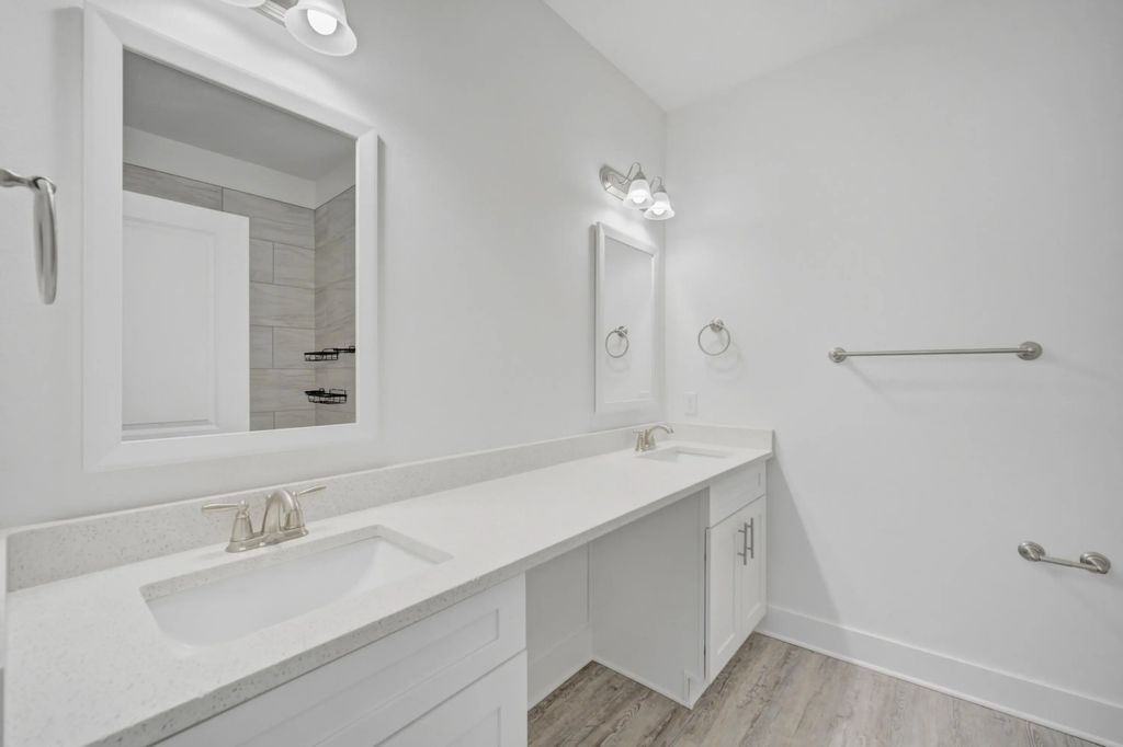 40 of 71 - 139 Date Palm Lane, Freeport, FL