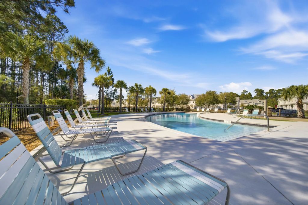 62 of 71 - 139 Date Palm Lane, Freeport, FL