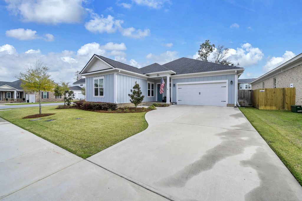 222 Safflower Lane, Niceville