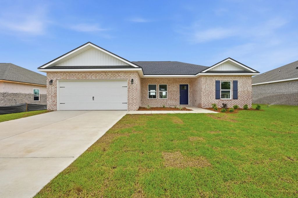 6107 Mildred's Way, Crestview