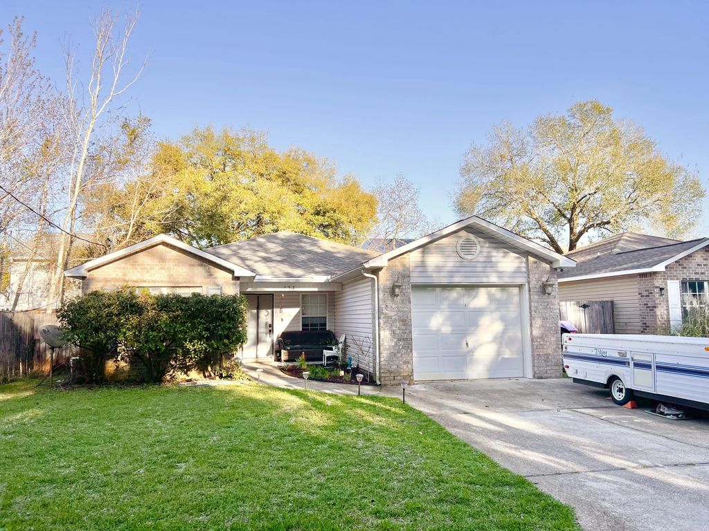 352 Harris Street, Mary Esther