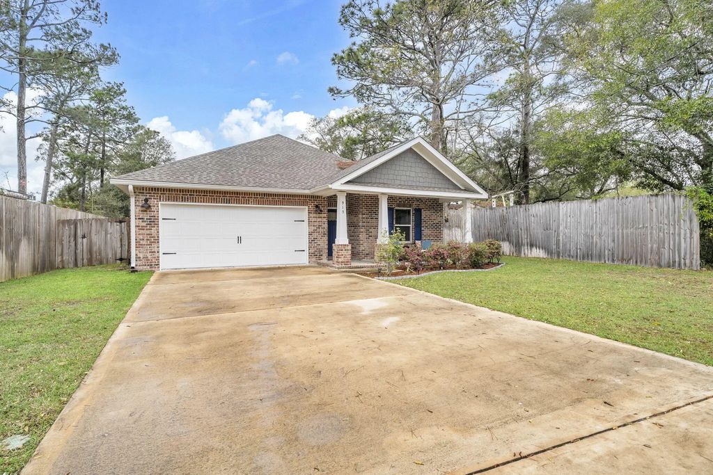 915 Linden Avenue, Niceville