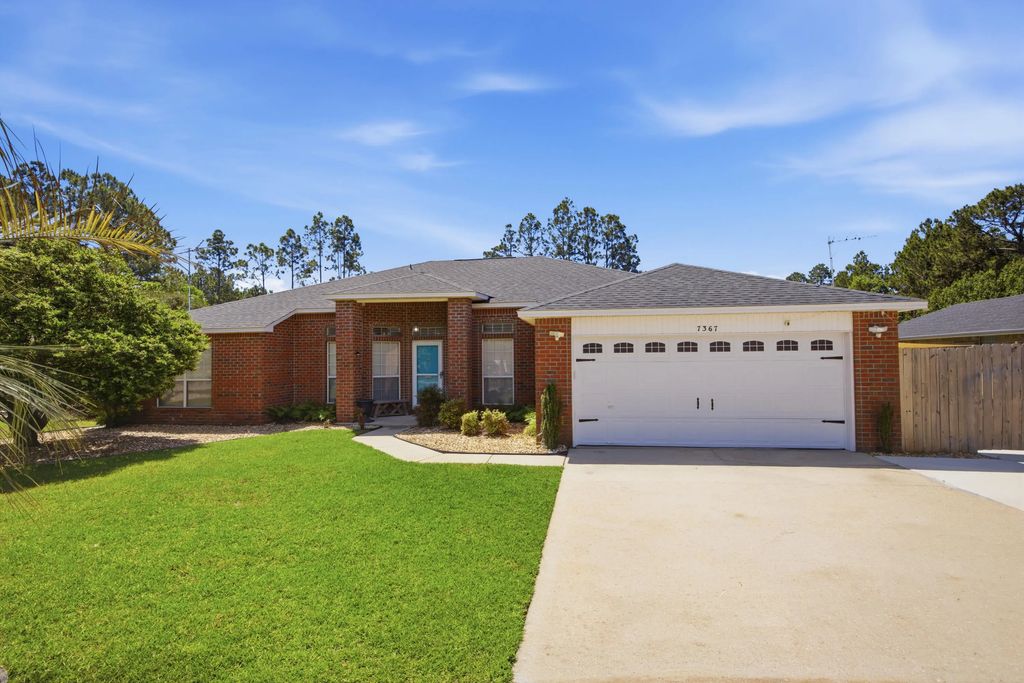 7367 Brevard Street, Navarre