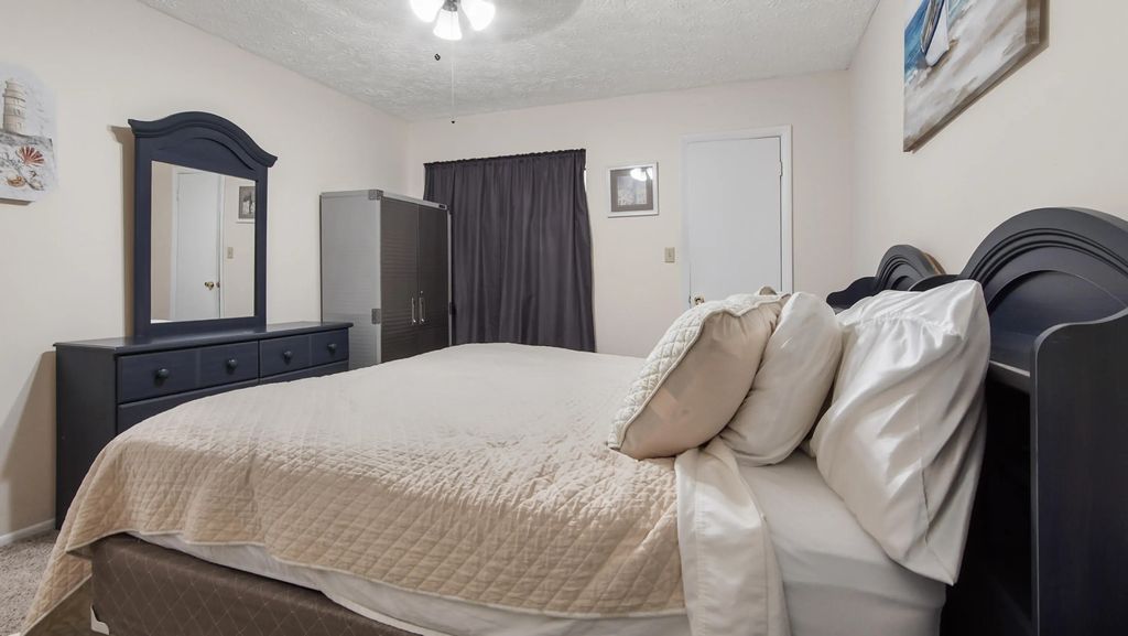 23 of 51 - 6903 N Lagoon Drive Apt 52, Panama City Beach, FL