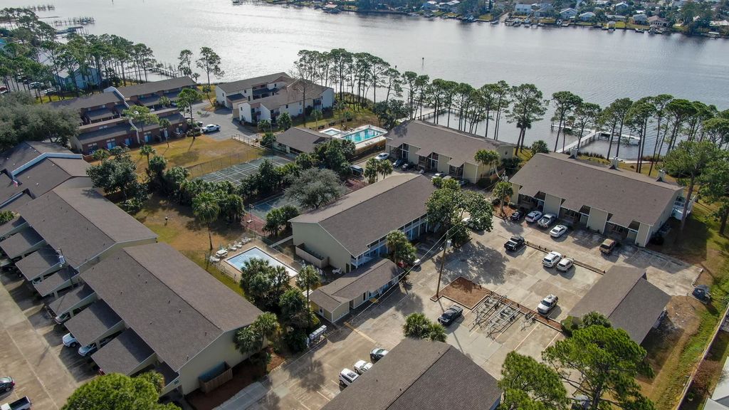 3 of 51 - 6903 N Lagoon Drive Apt 52, Panama City Beach, FL