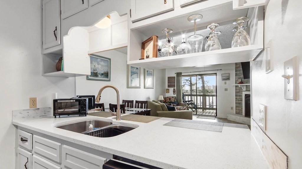 37 of 51 - 6903 N Lagoon Drive Apt 52, Panama City Beach, FL