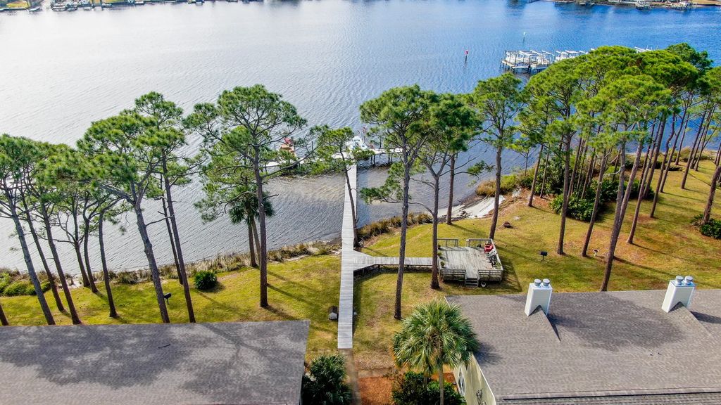 5 of 51 - 6903 N Lagoon Drive Apt 52, Panama City Beach, FL
