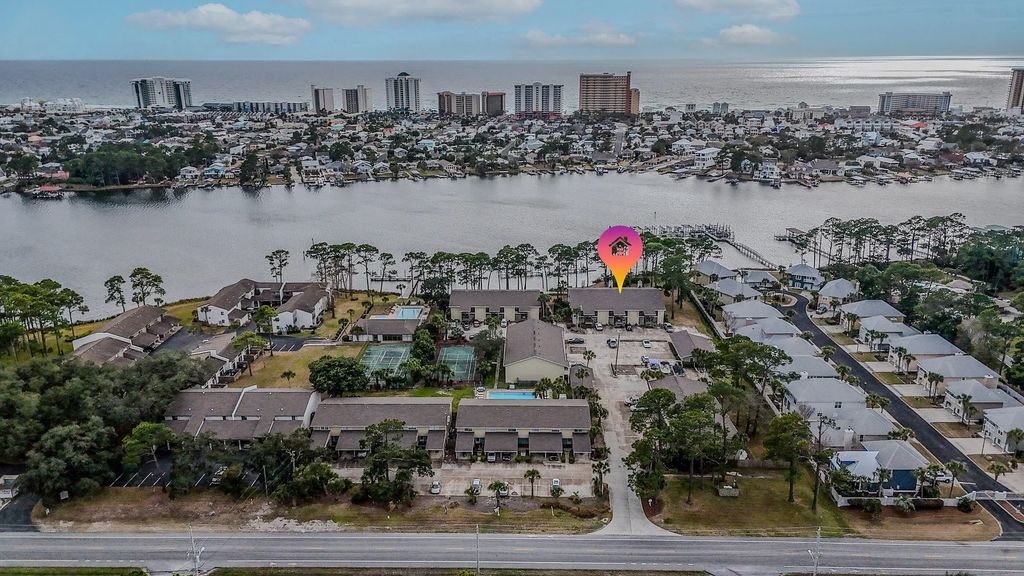 8 of 51 - 6903 N Lagoon Drive Apt 52, Panama City Beach, FL