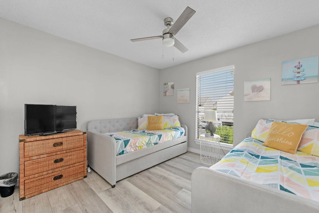 13 of 40 - 775 Gulf Shore Drive Unit 31, Destin, FL