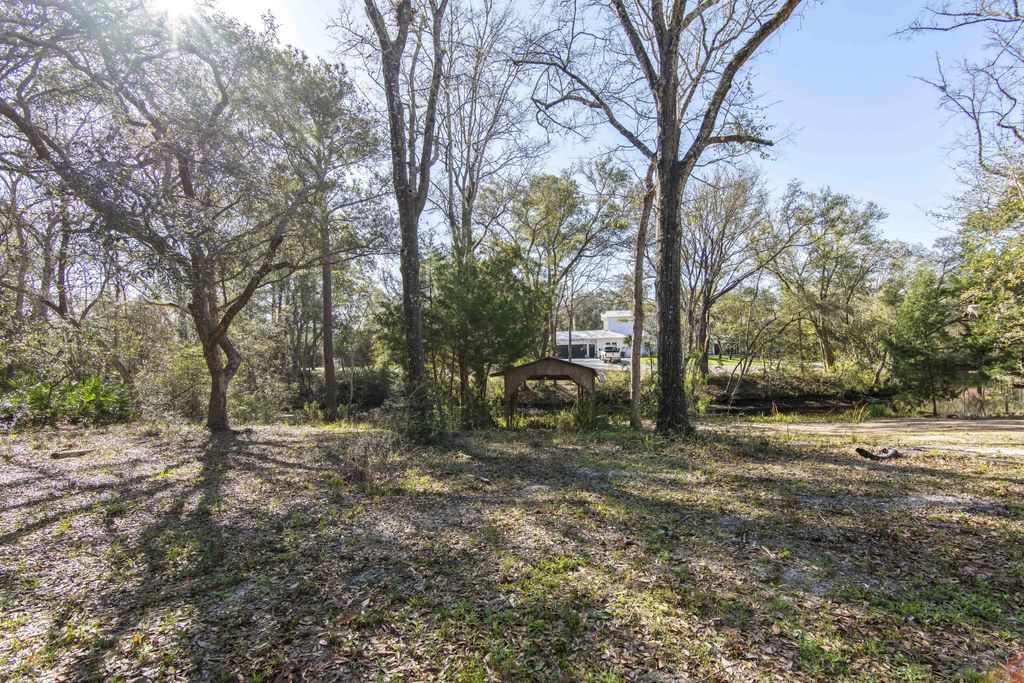 14 of 21 - 211 Carol Drive, Freeport, FL