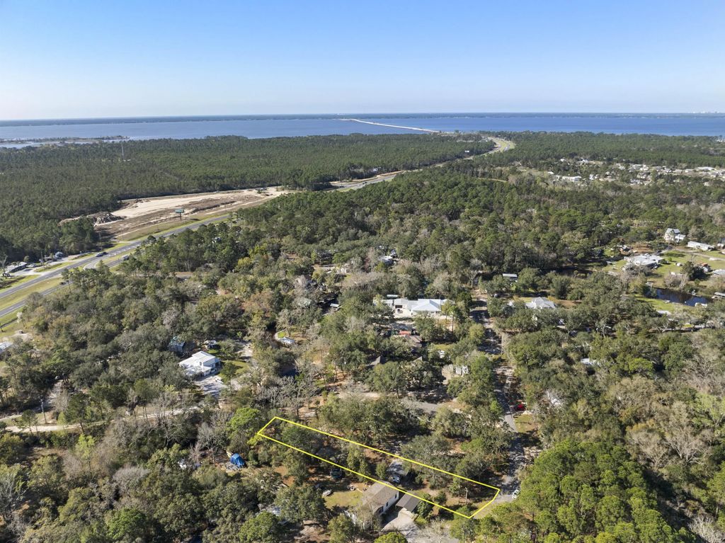 2 of 21 - 211 Carol Drive, Freeport, FL