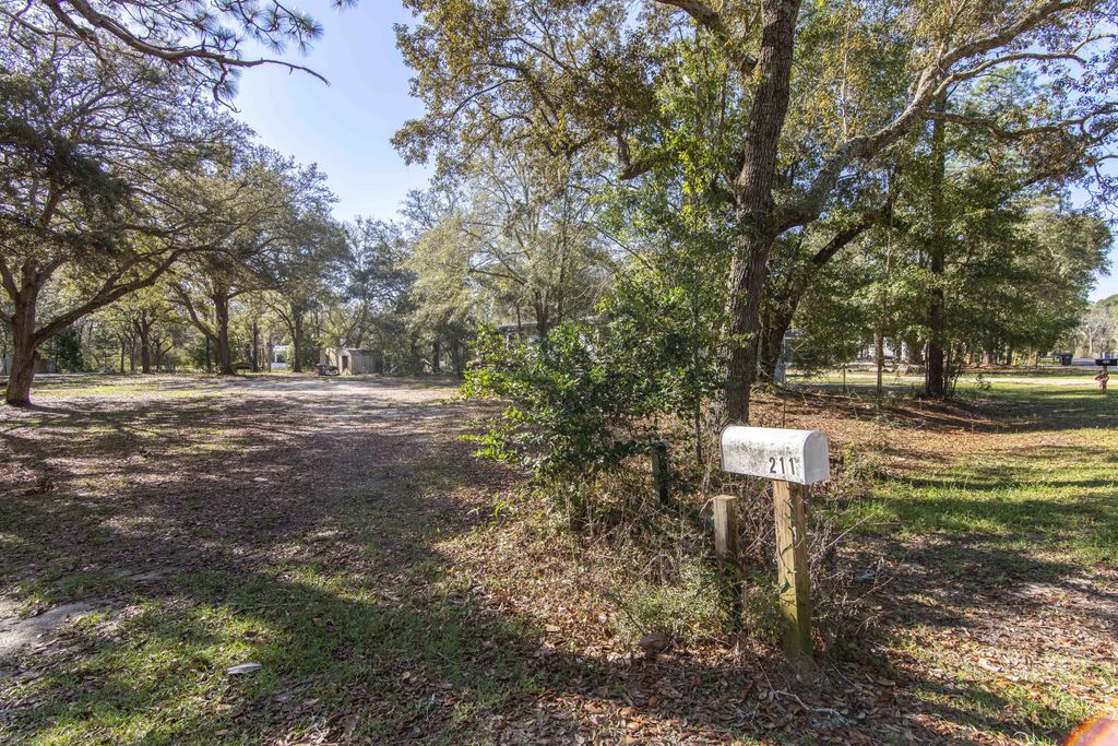 21 of 21 - 211 Carol Drive, Freeport, FL