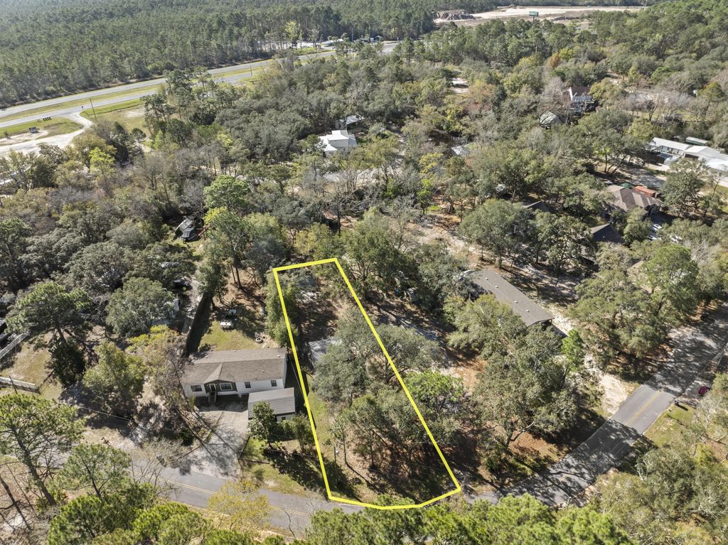 9 of 21 - 211 Carol Drive, Freeport, FL