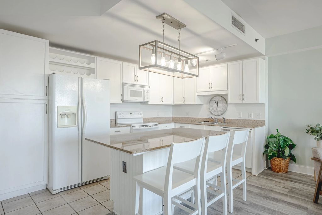 20 of 58 - 9860 S Thomas Drive Unit 1116, Panama City Beach, FL