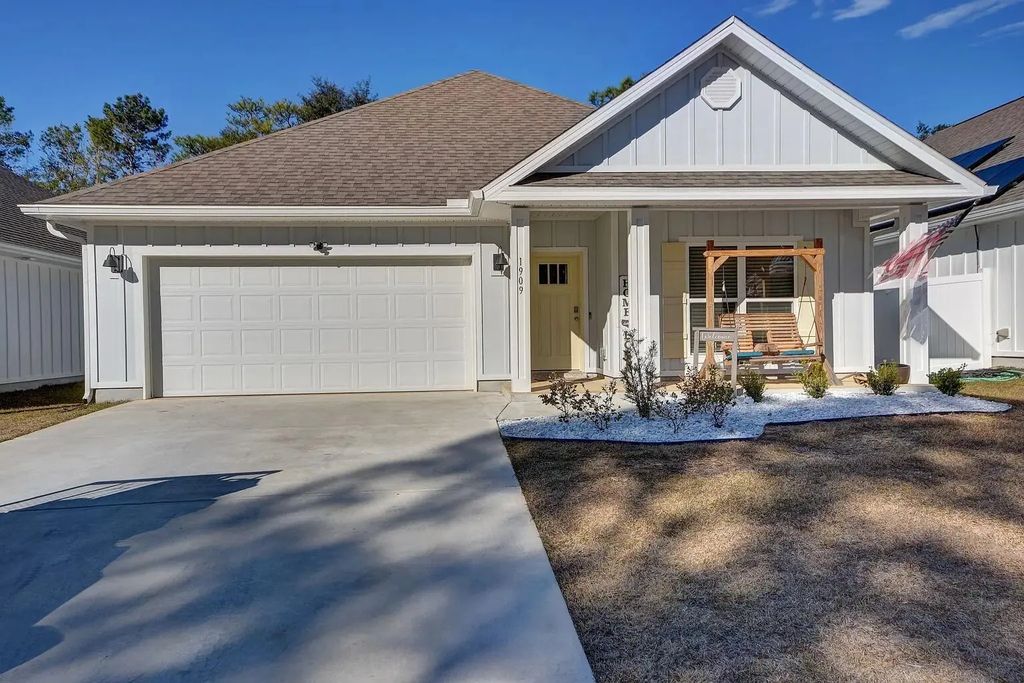 1909 Noleka Court, Navarre
