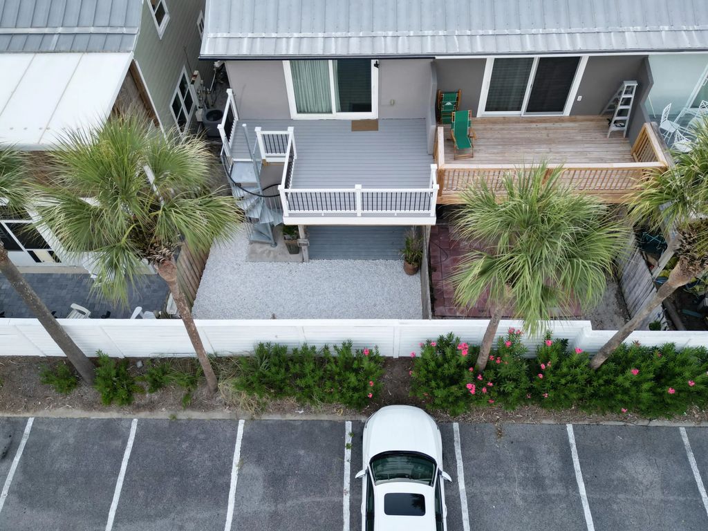 13 of 68 - 24 Gulf Breeze Court, Destin, FL