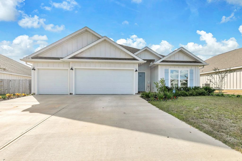 720 Quintana Street, Crestview