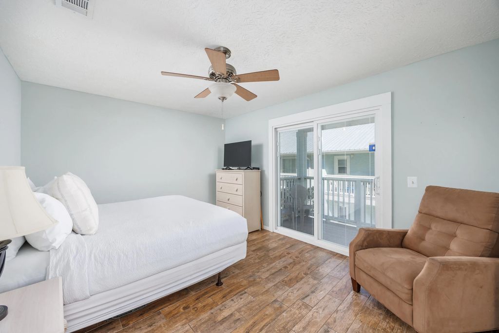 4 of 24 - 17670 Front Beach Road D8, Panama City Beach, FL