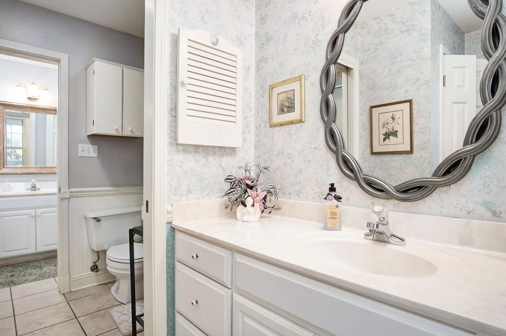 34 of 58 - 717 6th Street, Destin, FL