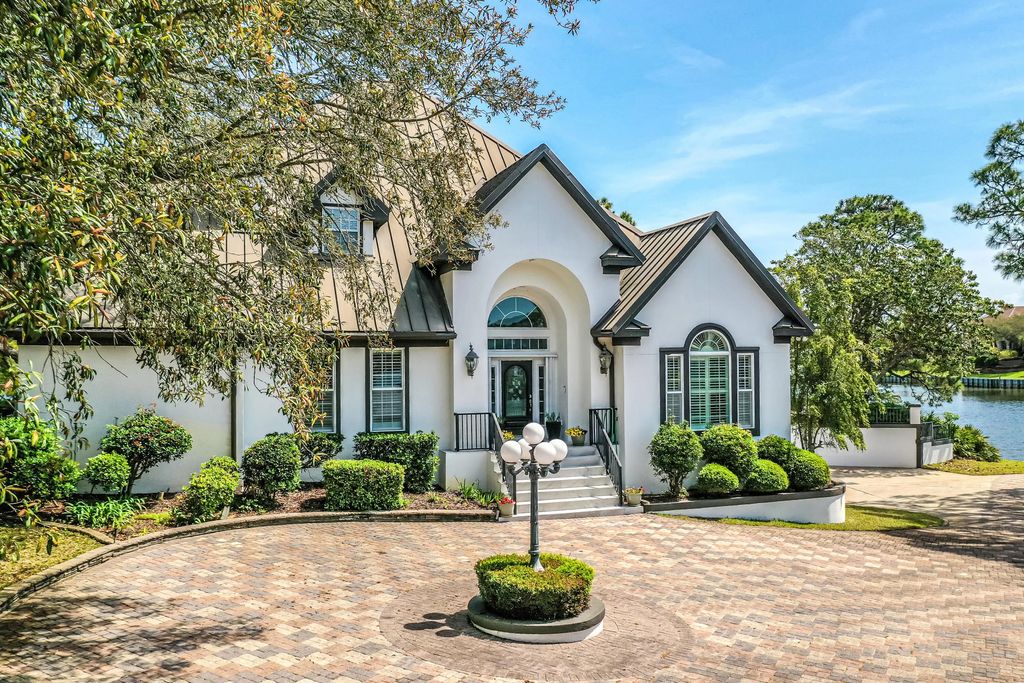 4 of 58 - 717 6th Street, Destin, FL