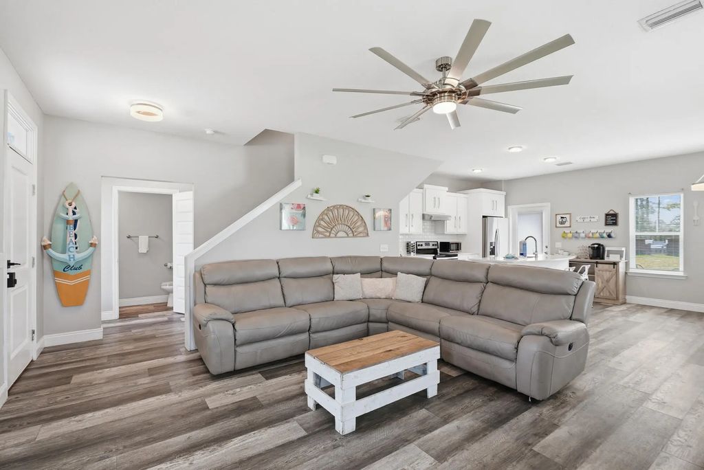 3 of 43 - 5701 Hilltop Avenue, Panama City Beach, FL