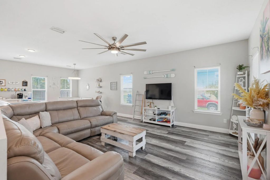 4 of 43 - 5701 Hilltop Avenue, Panama City Beach, FL
