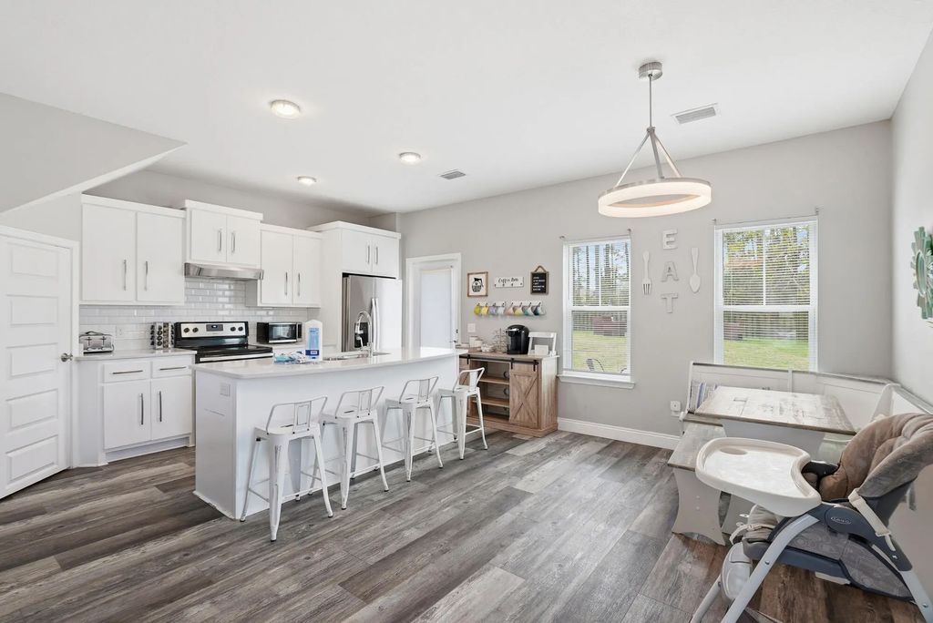 9 of 43 - 5701 Hilltop Avenue, Panama City Beach, FL