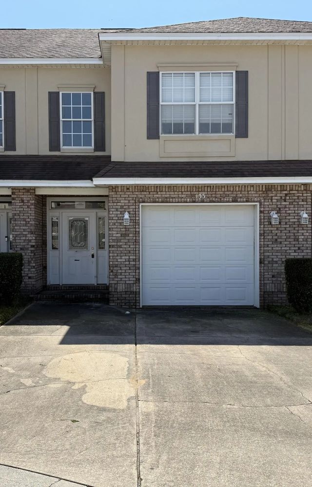 Photo of Listing #998882