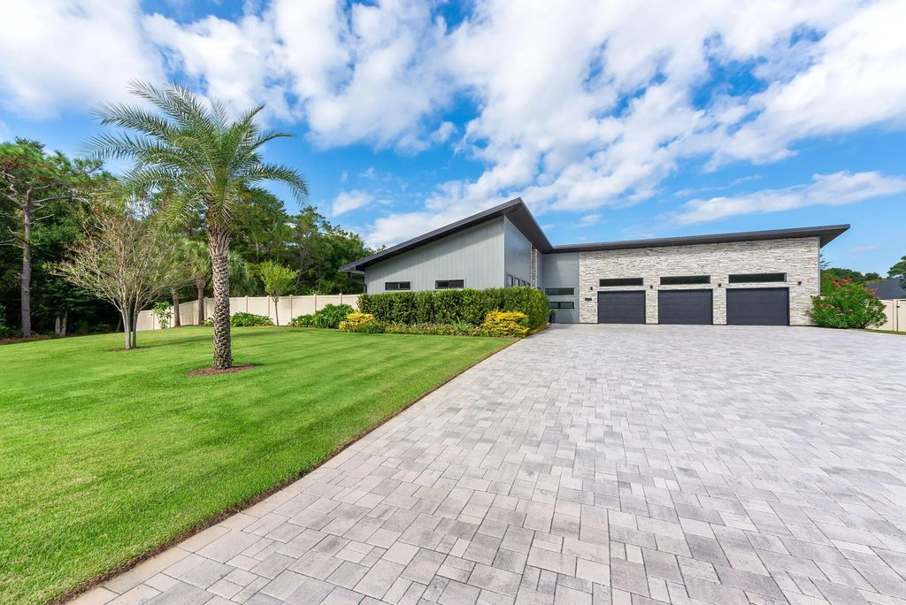 2693 Holley Club Drive, Navarre