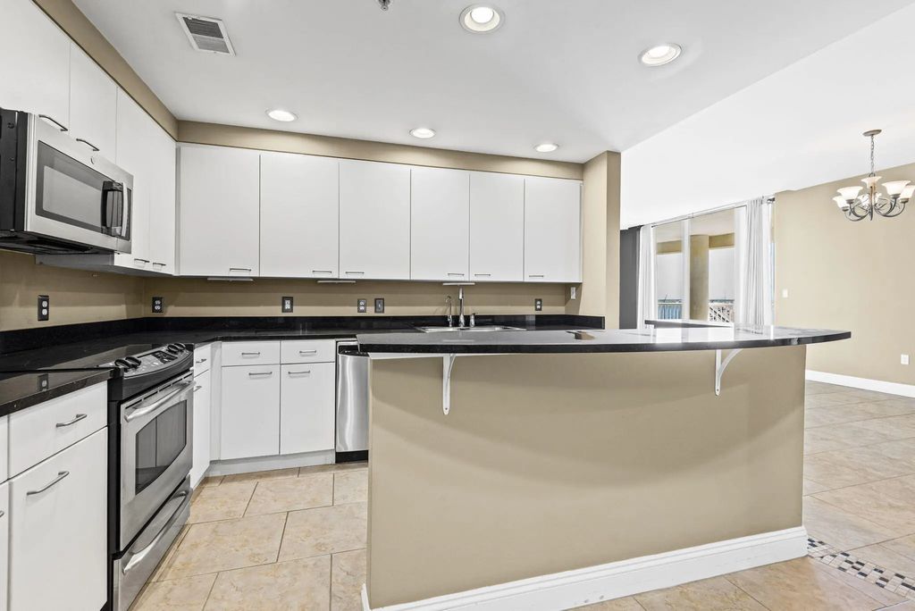 11 of 42 - 6422 W Highway 98 Unit 906, Panama City Beach, FL