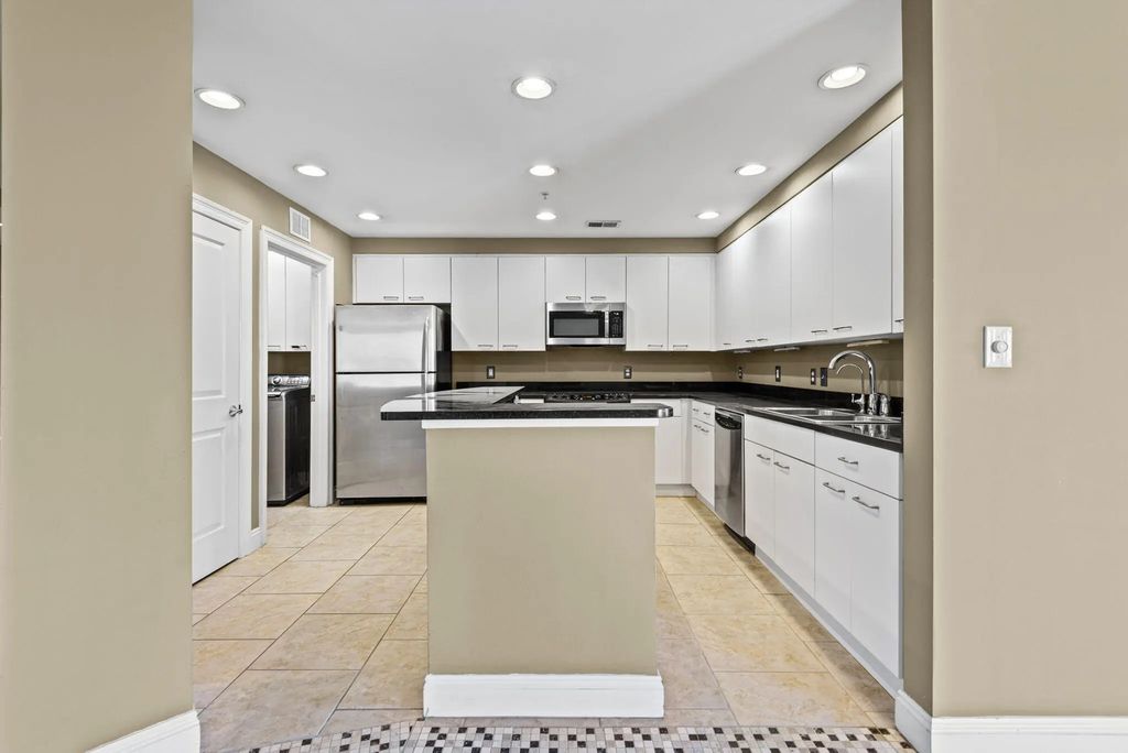 9 of 42 - 6422 W Highway 98 Unit 906, Panama City Beach, FL